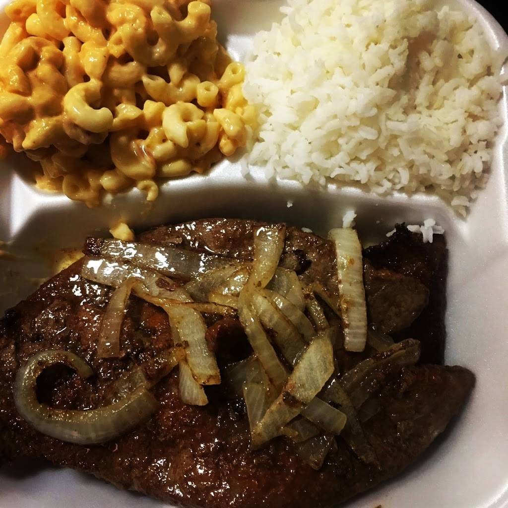 Browns Southern Kitchen | restaurant | 14253 Greenfield Rd, Detroit, MI 48227, USA | 3137848336 OR +1 313-784-8336