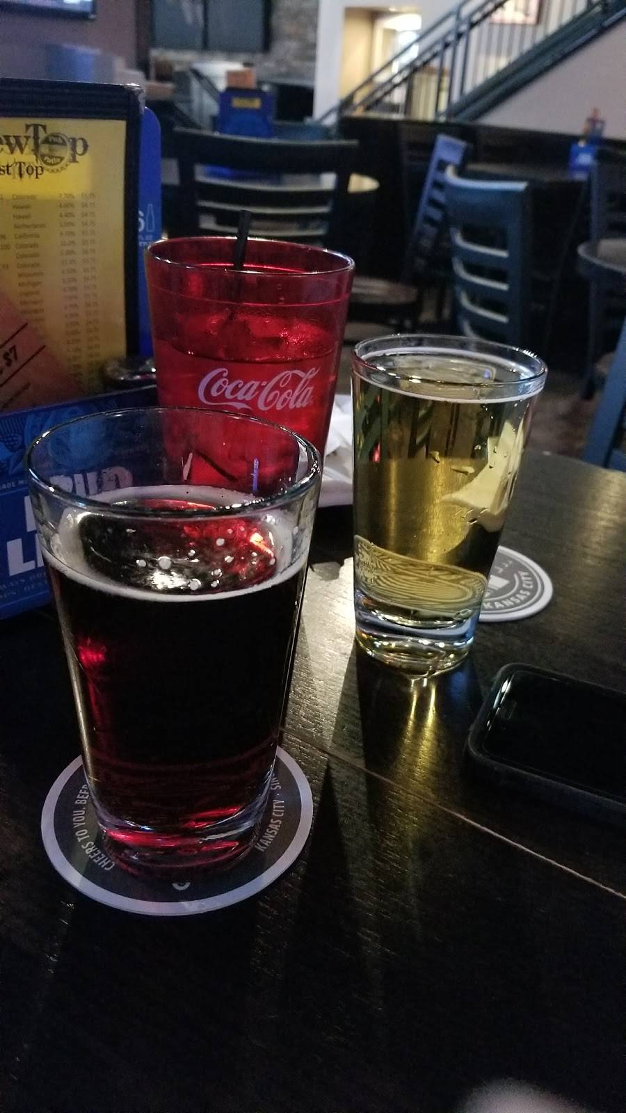 The Brew Top Pub and Patio | restaurant | 6601 W 135th St, Overland Park, KS 66223, USA | 9138975500 OR +1 913-897-5500