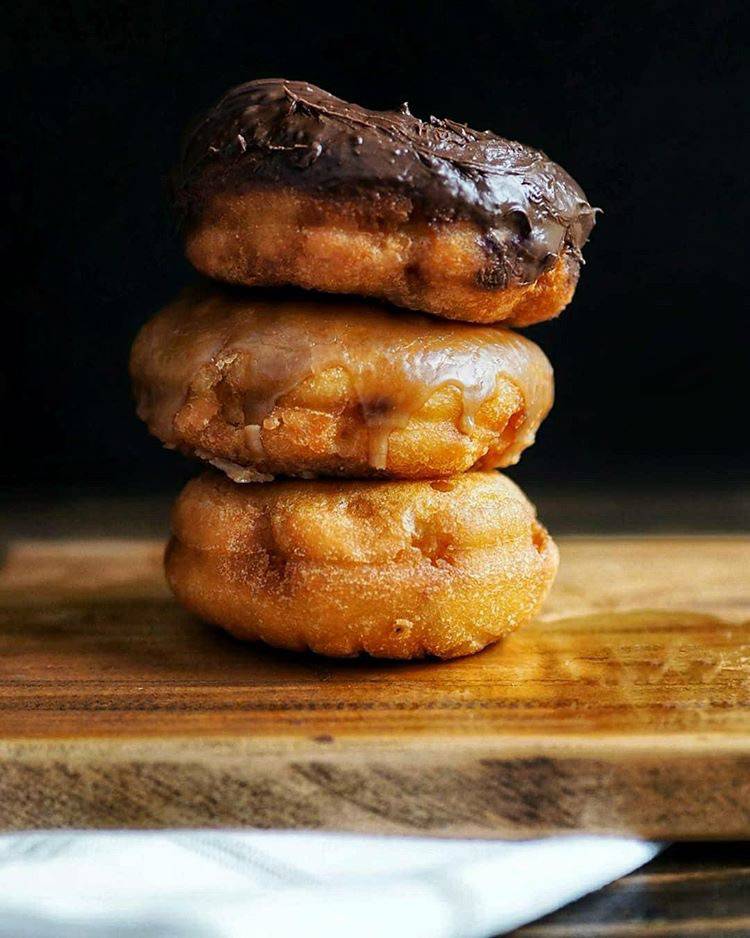 Smoke & Donuts BBQ | restaurant | 2545 Coolidge Ave, Orlando, FL 32804, USA | 3213527070 OR +1 321-352-7070