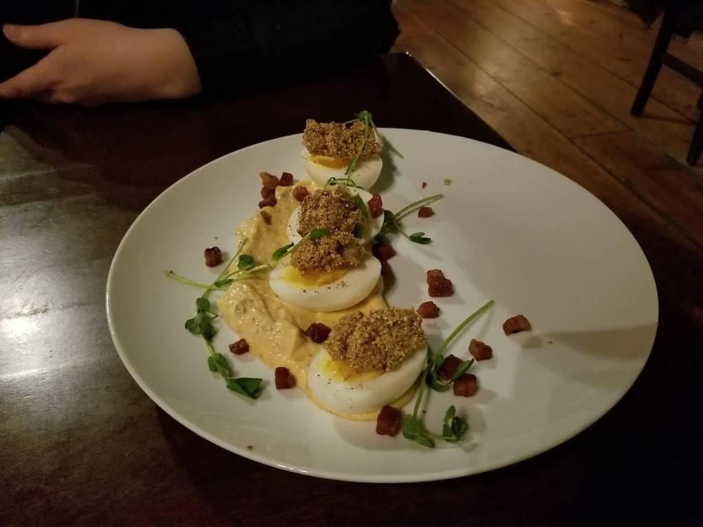 Little Tap House | restaurant | 106 High St, Portland, ME 04101, USA | 2077474089 OR +1 207-747-4089