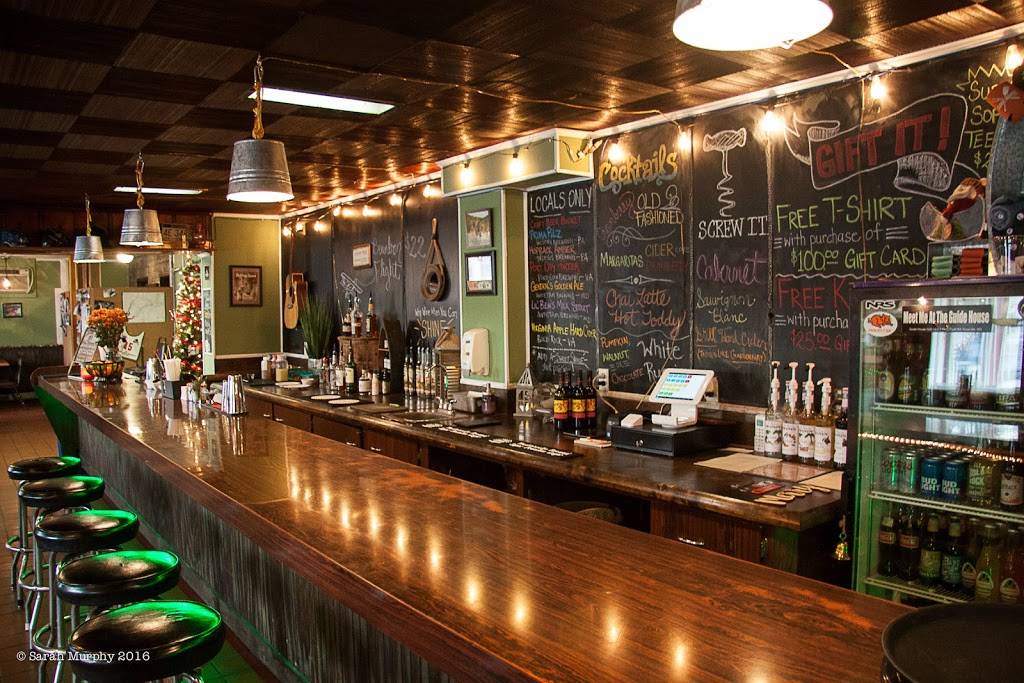 Guide House Grill | restaurant | 19112 Keep Tryst Rd, Knoxville, MD 21758, USA | 3016553663 OR +1 301-655-3663