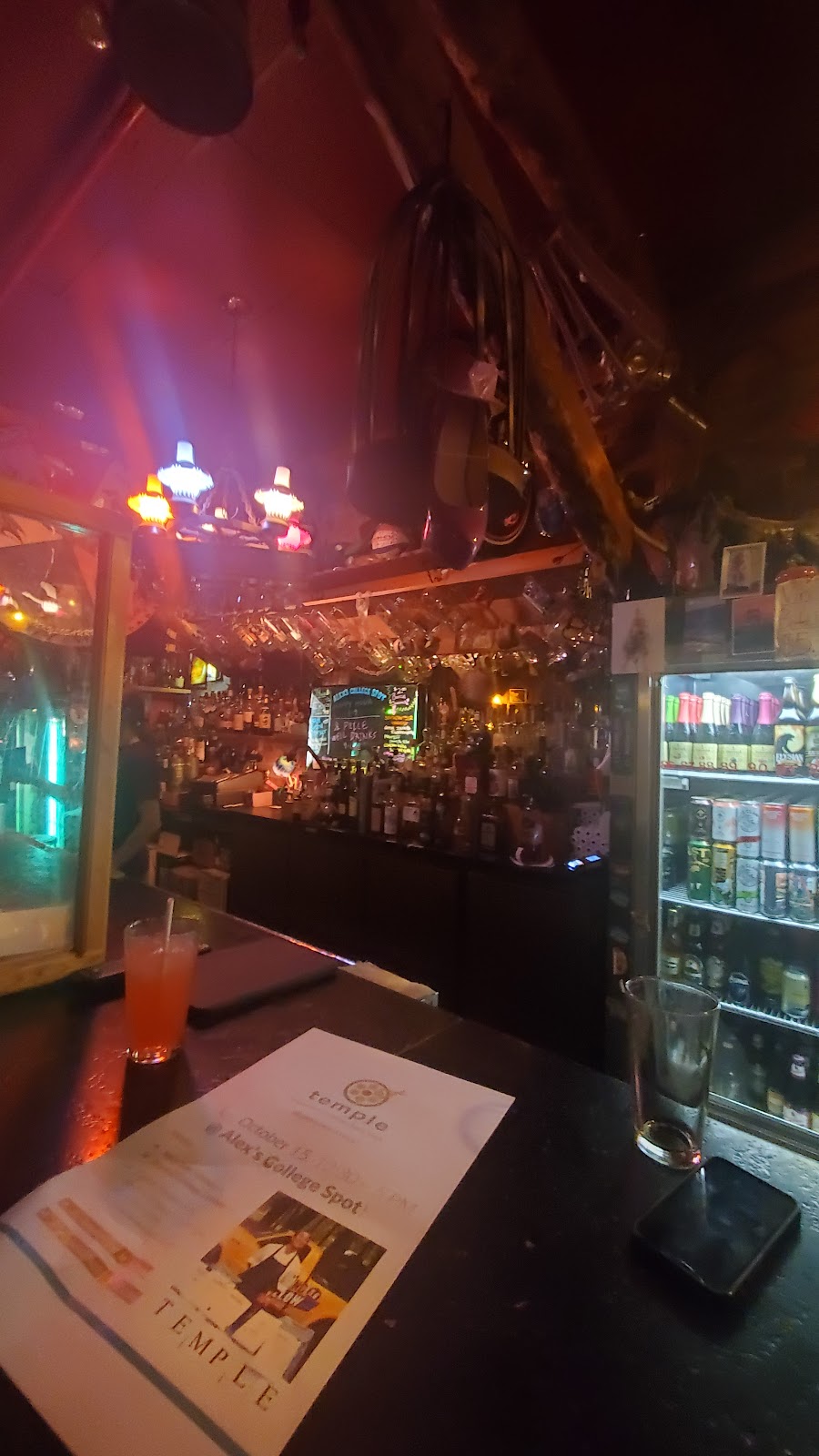 Alexs College Spot | restaurant | 23 N Main St, Alfred, NY 14802, USA | 6075878895 OR +1 607-587-8895