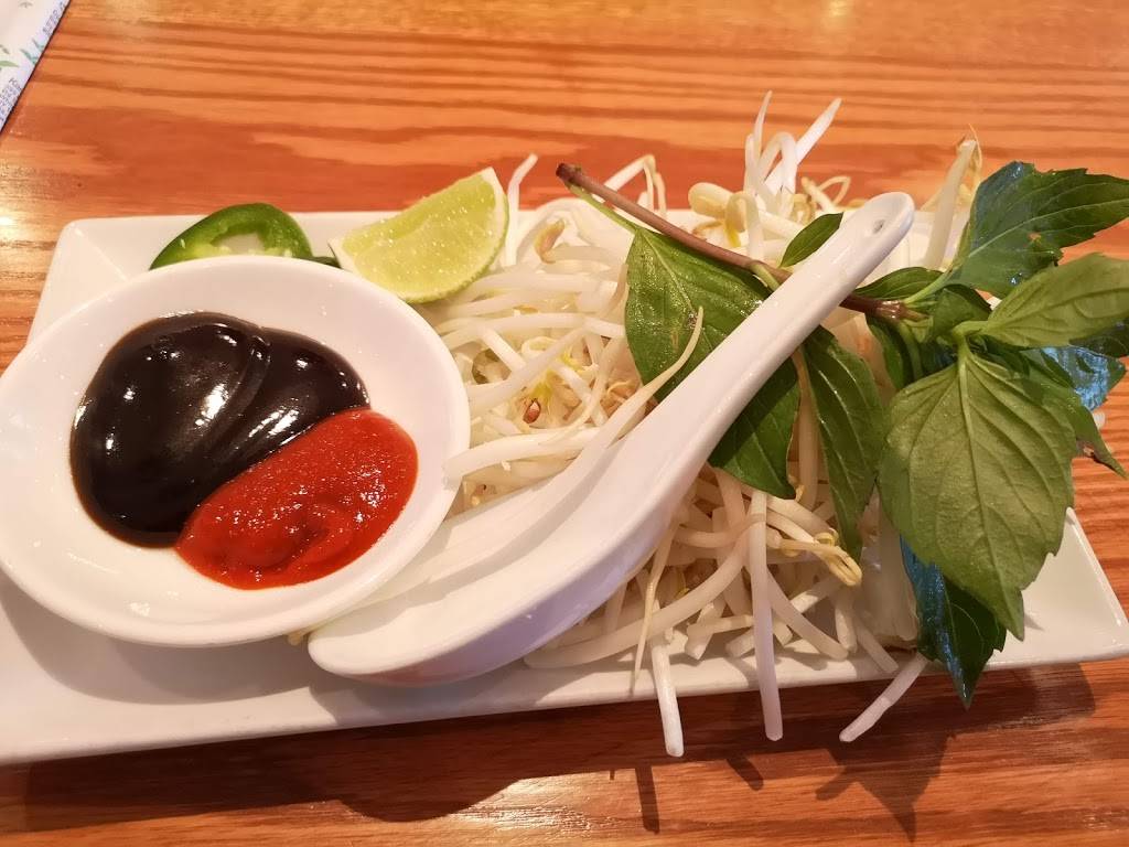 Saigon Spring | restaurant | 1683 U.S. 9, Clifton Park, NY 12065, USA | 5189820425 OR +1 518-982-0425