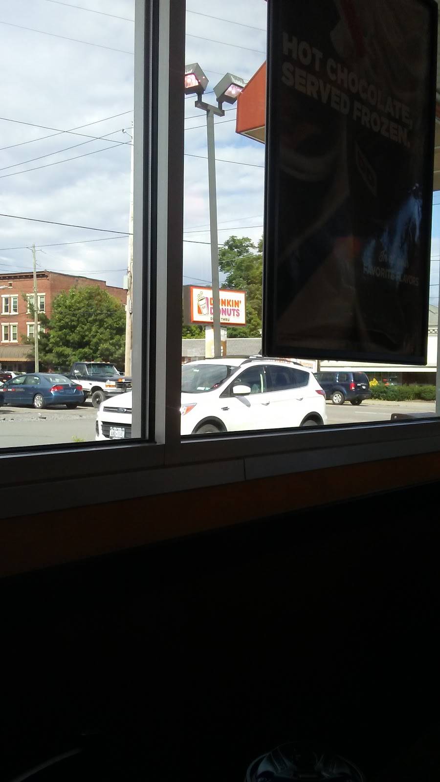 Dunkin | bakery | 16 S Central Ave, Mechanicville, NY 12118, USA | 5186642022 OR +1 518-664-2022