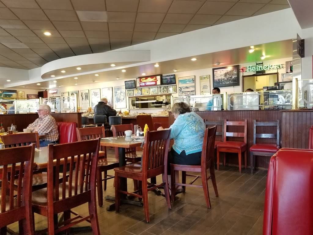 Roxsbury Deli & Grill | restaurant | 443 W Channel Islands Blvd, Port Hueneme, CA 93041, USA | 8059852504 OR +1 805-985-2504