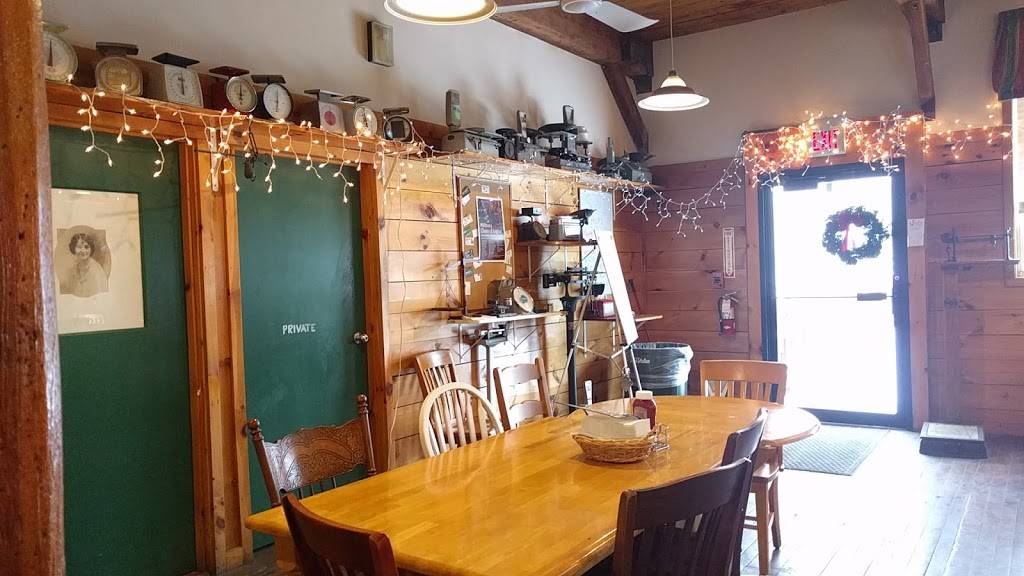 Scales Seafood & Ice Cream | restaurant | 45 River St, Millbury, MA 01527, USA | 5088653377 OR +1 508-865-3377