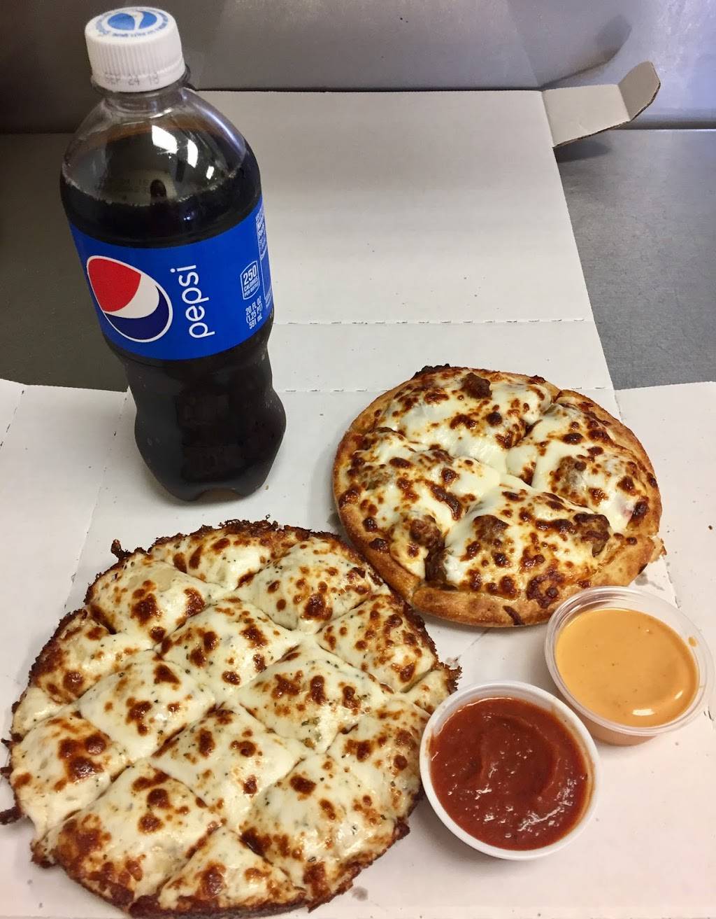 Pizzas By Marchelloni- Peru, Il | restaurant | 930 Shooting Park Rd, Peru, IL 61354, USA | 8152201564 OR +1 815-220-1564