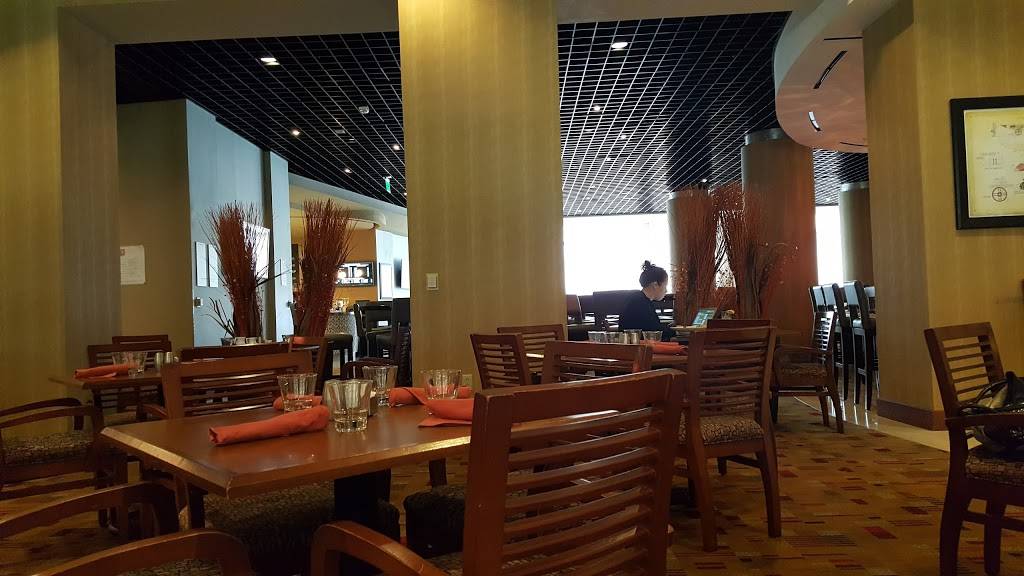 Jacob Springs Grill | restaurant | 2334 N International Pkwy, Dallas, TX 75261, USA | 9724531234 OR +1 972-453-1234