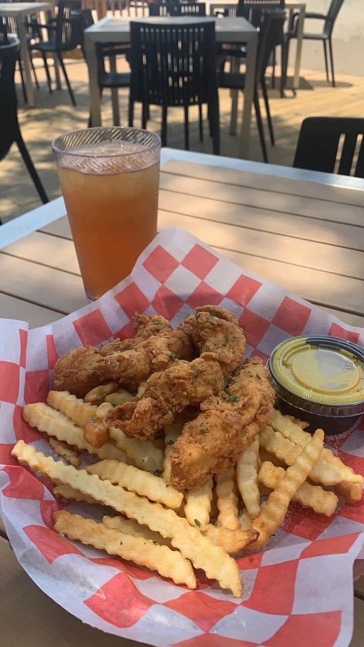 Red Balloon Cafe | restaurant | 1800 W Sam Houston Pkwy N, Houston, TX 77043, USA | 8328319005 OR +1 832-831-9005