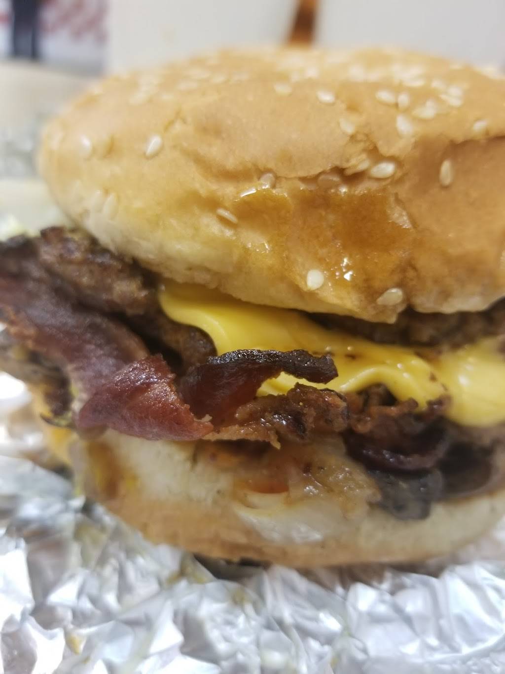 Five Guys | meal takeaway | 54 Route 17 N, East Rutherford, NJ 07073, USA | 2015075550 OR +1 201-507-5550