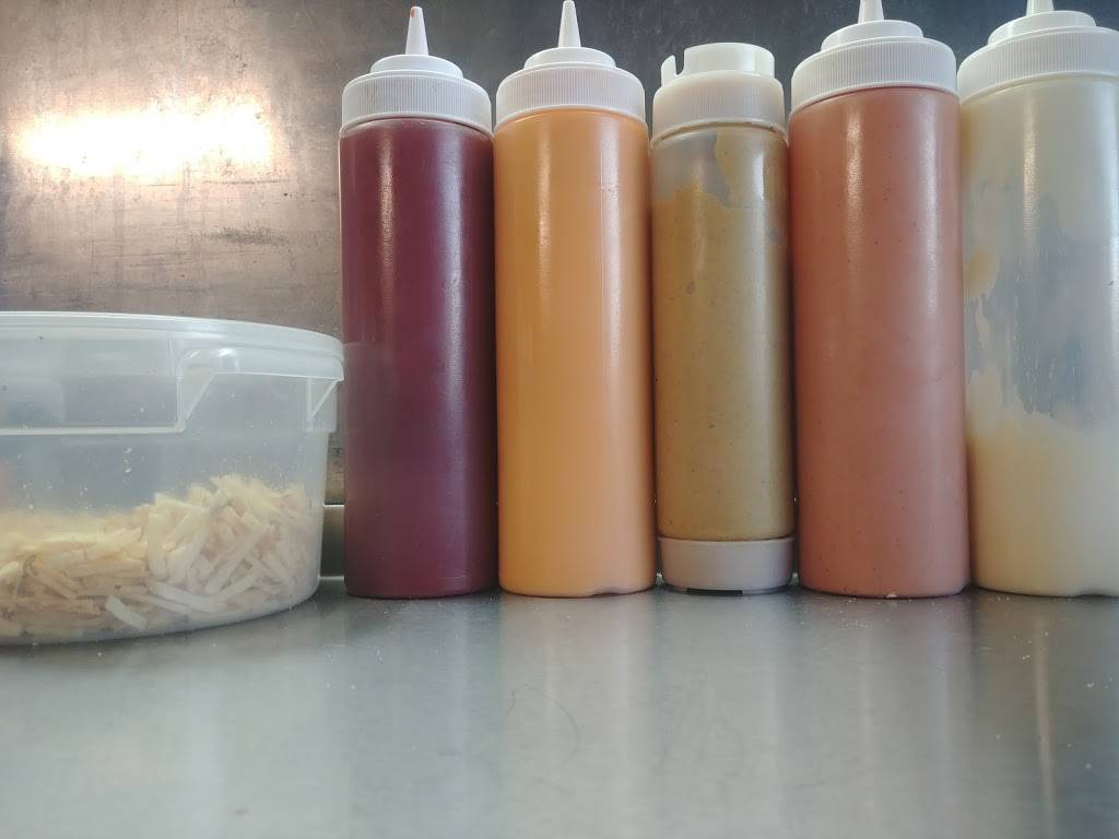 Tripleta Pollo Loky | restaurant | Park Ave, Newark, NJ 07104, USA | 9736094350 OR +1 973-609-4350