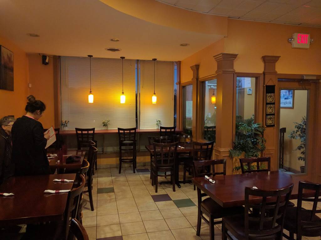 Bangkok St. Thai Restaurant | restaurant | 3073 Nutley Street, Fairfax, VA 22031, USA | 7032802008 OR +1 703-280-2008