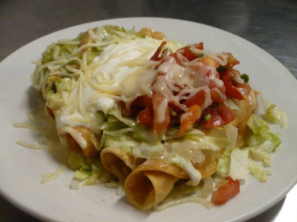 Su Casa Mexican Restaurant | restaurant | 108 Calistoga Rd, Santa Rosa, CA 95409, USA | 7075387937 OR +1 707-538-7937