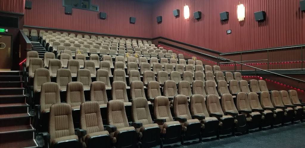 Cinemark Meadowbrook Mall | meal takeaway | 2105 Meadowbrook Rd, Bridgeport, WV 26330, USA | 3048429296 OR +1 304-842-9296