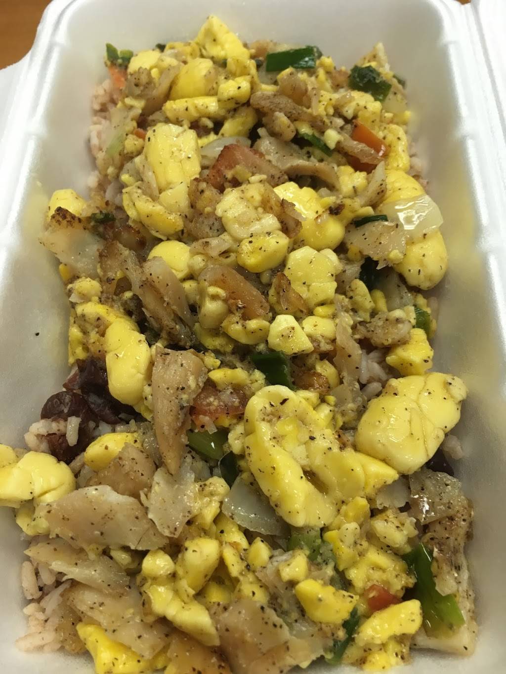 Roses Halal Kitchen | restaurant | 1960 Lawrence Ave E, Scarborough, ON M1R 2Z1, Canada | 4167314142 OR +1 416-731-4142