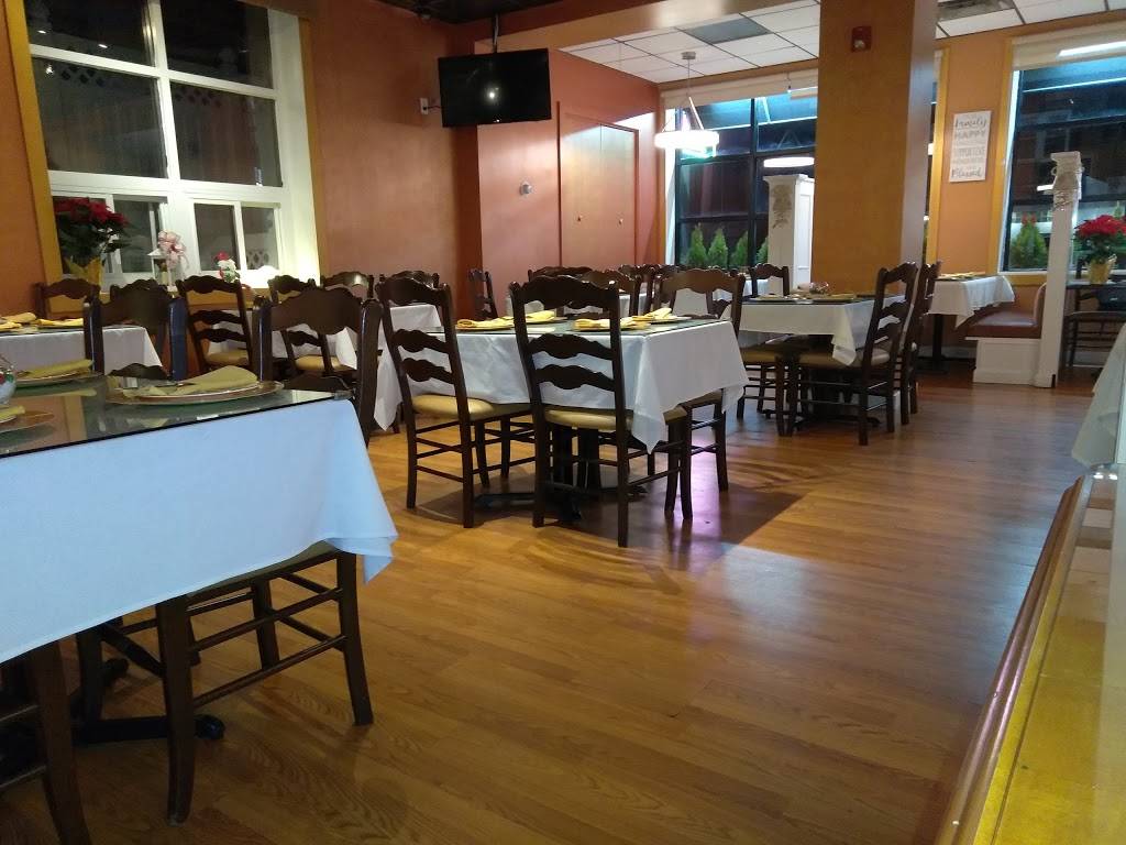 Zoilas Kitchen | restaurant | 179 Harrison Ave, Garfield, NJ 07026, USA | 9739282400 OR +1 973-928-2400
