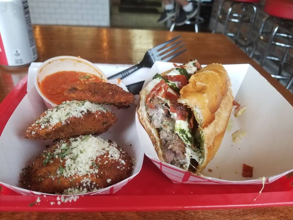 Liberty Links | restaurant | 154 Atlantic Ave, Freeport, NY 11520, USA | 5164425601 OR +1 516-442-5601