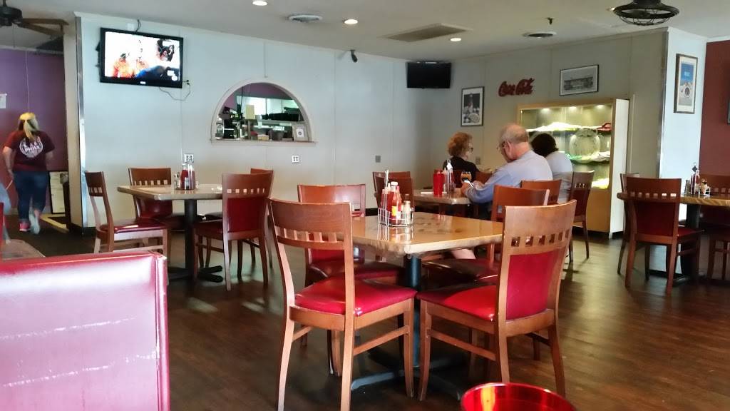 Sal and Phils | restaurant | 6600 Old Canton Rd Ste B, Ridgeland, MS 39157, USA | 6019571188 OR +1 601-957-1188