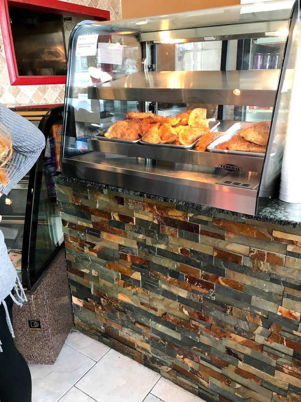 El Provocon | restaurant | 2843 Tyson Ave, Philadelphia, PA 19149, USA | 2673449193 OR +1 267-344-9193