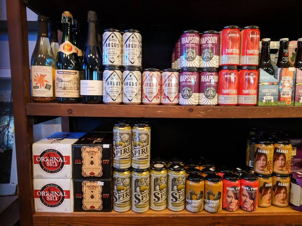 Jug & Bottle Dept. | restaurant | 6203 N Florida Ave, Tampa, FL 33604, USA | 8136754522 OR +1 813-675-4522