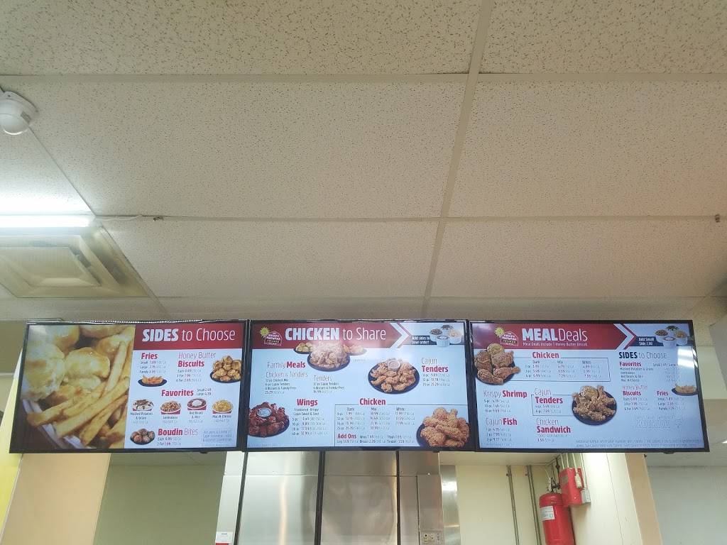 Krispy krunchy chicken | meal takeaway | 18406 E Colonial Dr, Orlando, FL 32820, USA | 3218047115 OR +1 321-804-7115