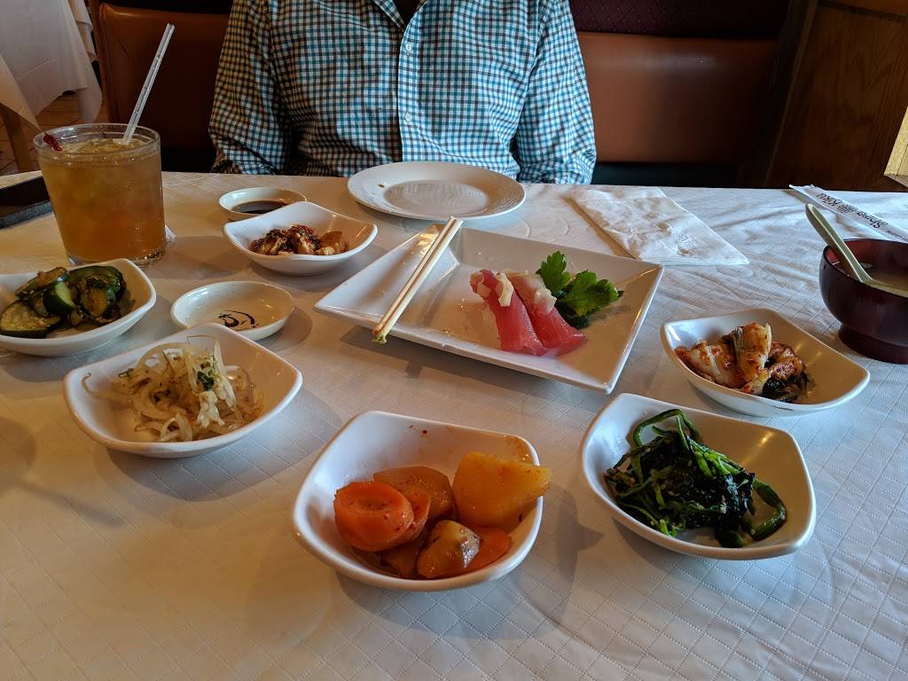 Shira Kiku | restaurant | 13 Broad St, Nashua, NH 03064, USA | 6038828644 OR +1 603-882-8644