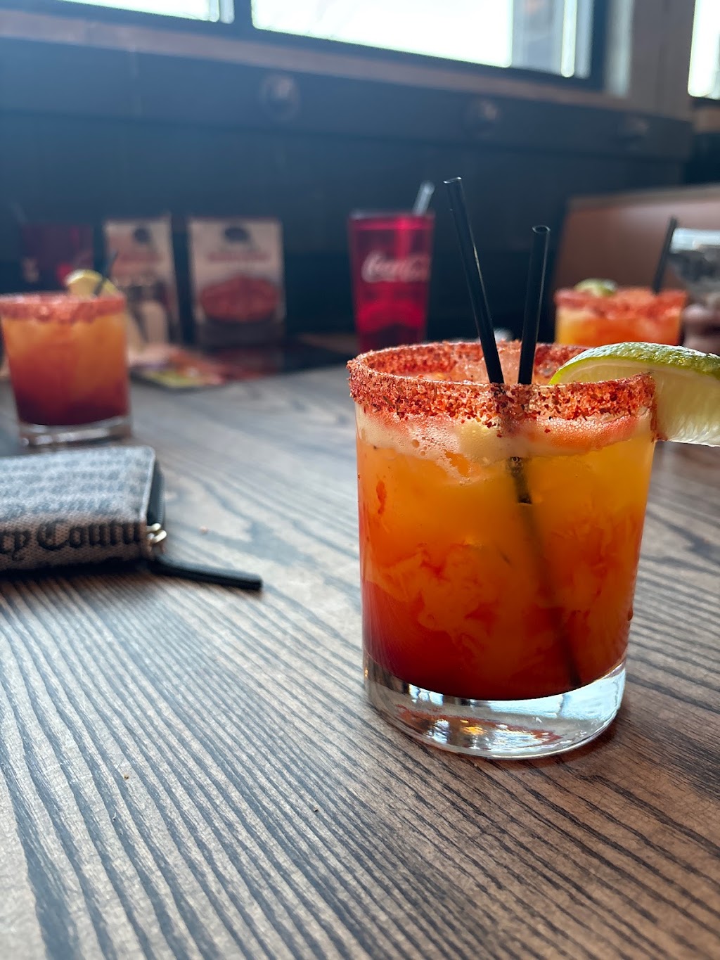 Paisans Pizza | restaurant | 2150 N Cicero Ave, Chicago, IL 60639, USA | 7739020606 OR +1 773-902-0606