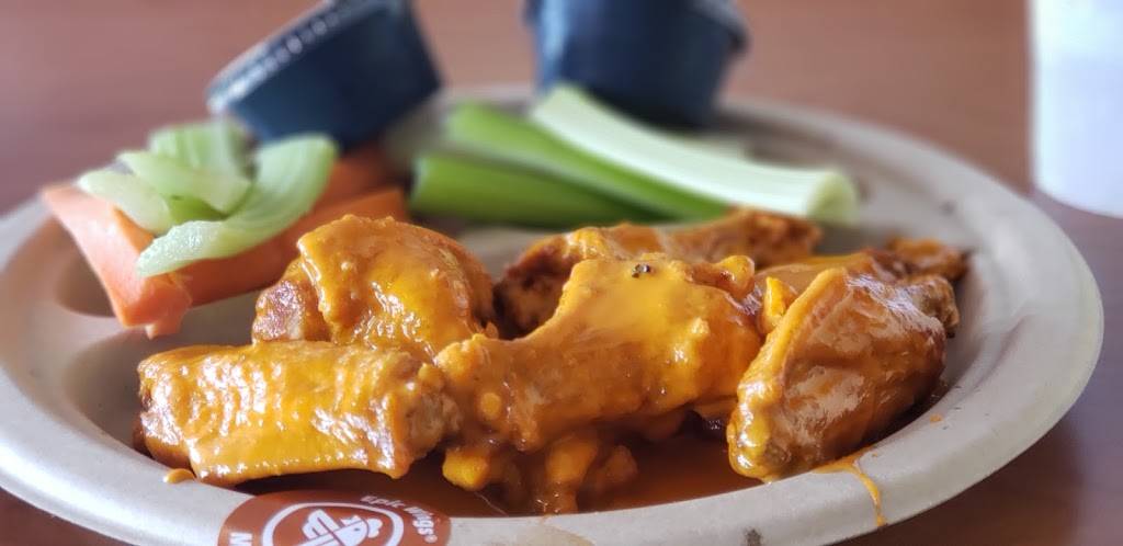 Epic Wings | restaurant | 3194 Midway Dr, San Diego, CA 92110, USA | 6192260185 OR +1 619-226-0185