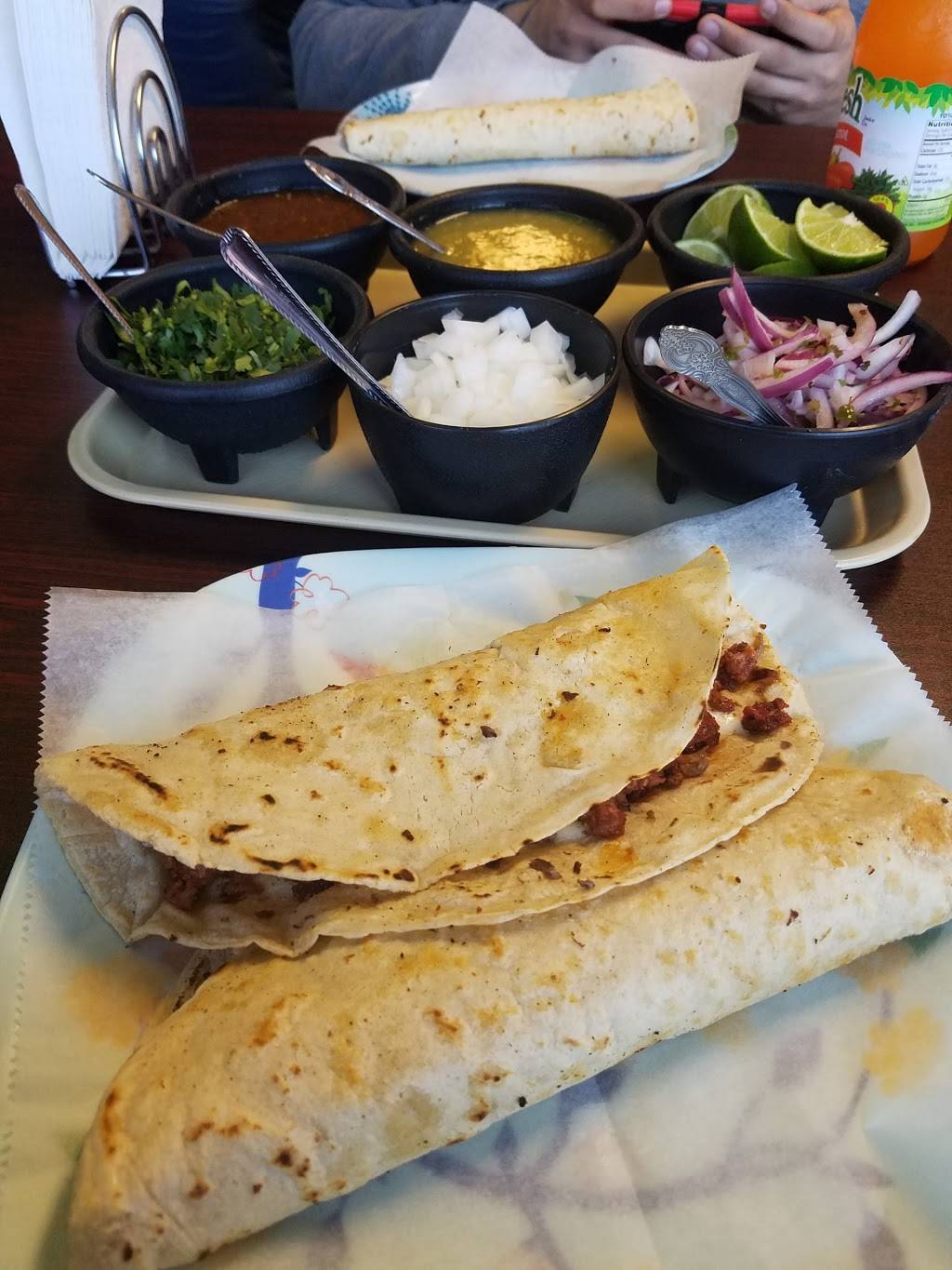 Taqueria Los Primos | restaurant | 3322 Old Capitol Trail, Wilmington, DE 19808, USA | 3029985969 OR +1 302-998-5969