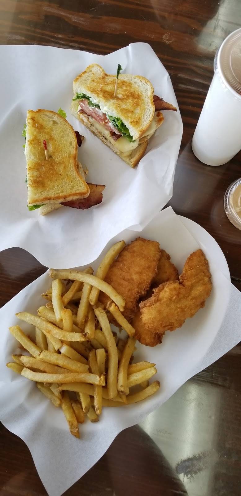 Chicagos Umpires Grill | meal takeaway | 6003 W Las Positas Blvd, Pleasanton, CA 94588, USA | 9254621678 OR +1 925-462-1678