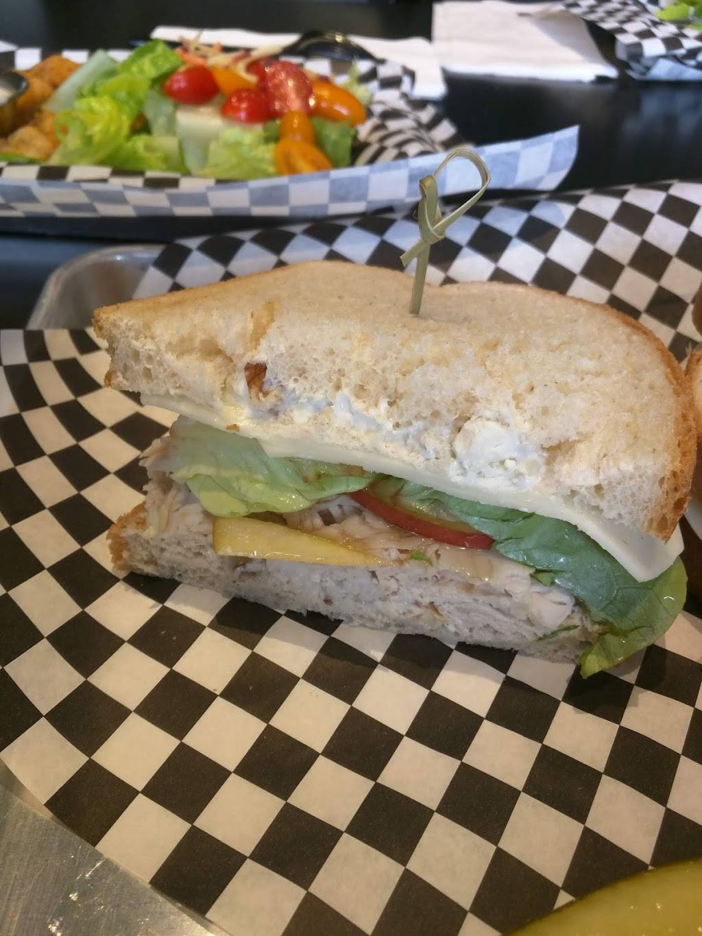 Nics | restaurant | 6256 Skyway Rd, Paradise, CA 95969, USA | 5304139422 OR +1 530-413-9422