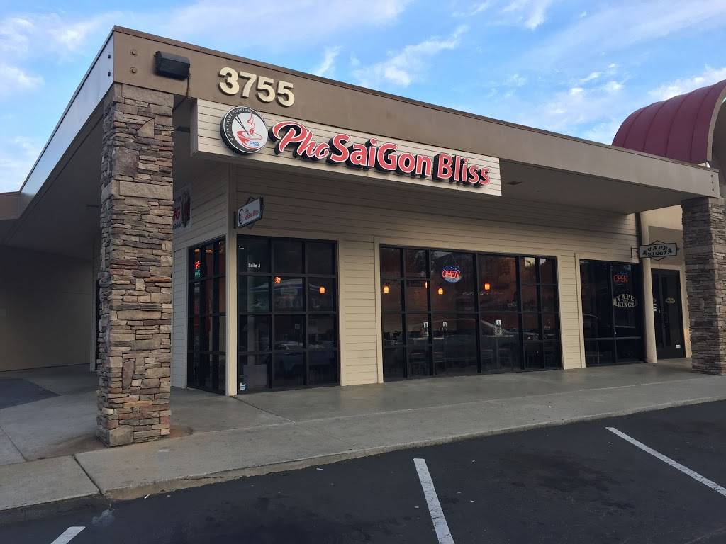 Pho Saigon Bliss | restaurant | 3755 Murphy Canyon Rd J, San Diego, CA 92123, USA | 8582778424 OR +1 858-277-8424
