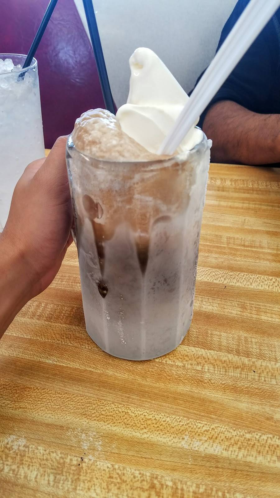 Dairy-Ette | restaurant | 9785 Ferguson Rd, Dallas, TX 75228, USA | 2143279983 OR +1 214-327-9983