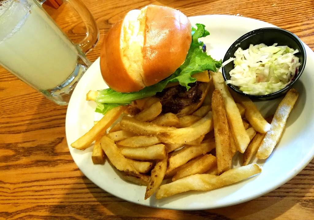 Cracker Barrel Old Country Store | restaurant | 3701 Elmsley Ct, Greensboro, NC 27406, USA | 3362741853 OR +1 336-274-1853