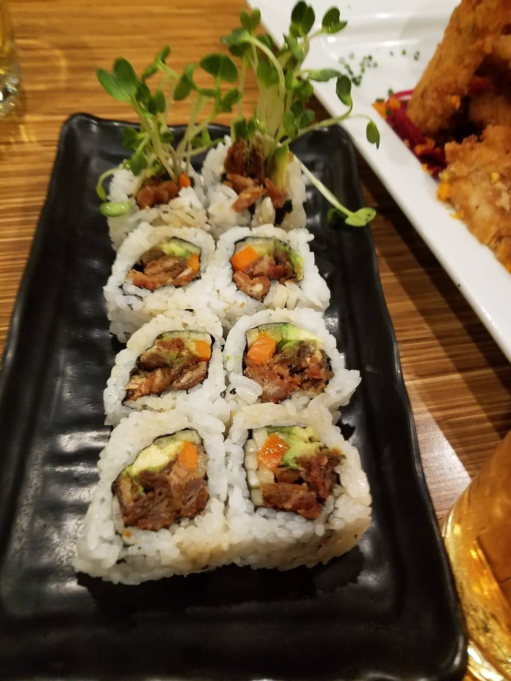 Onos Cafe Sushi and Asian Fusion Cuisine | restaurant | 4154 Bonita Rd, Bonita, CA 91902, USA | 6194706667 OR +1 619-470-6667