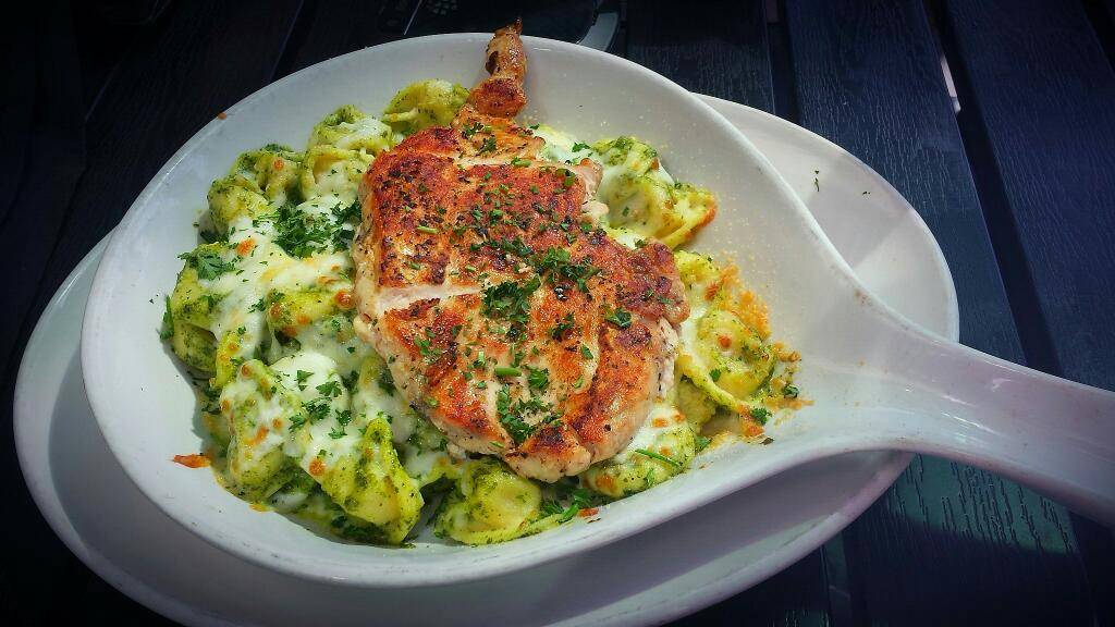 Kanes Restaurant | restaurant | 120 E Main St, Grass Valley, CA 95945, USA | 5302738111 OR +1 530-273-8111