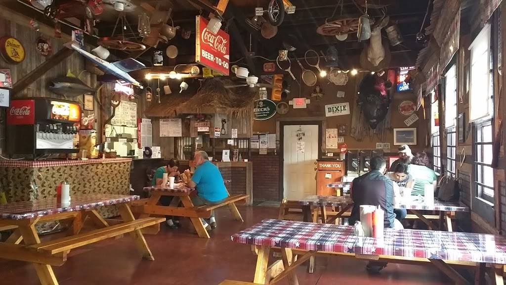 Rusty Bucket BBQ | restaurant | 600 Cupples Rd, San Antonio, TX 78237, USA | 2104336663 OR +1 210-433-6663