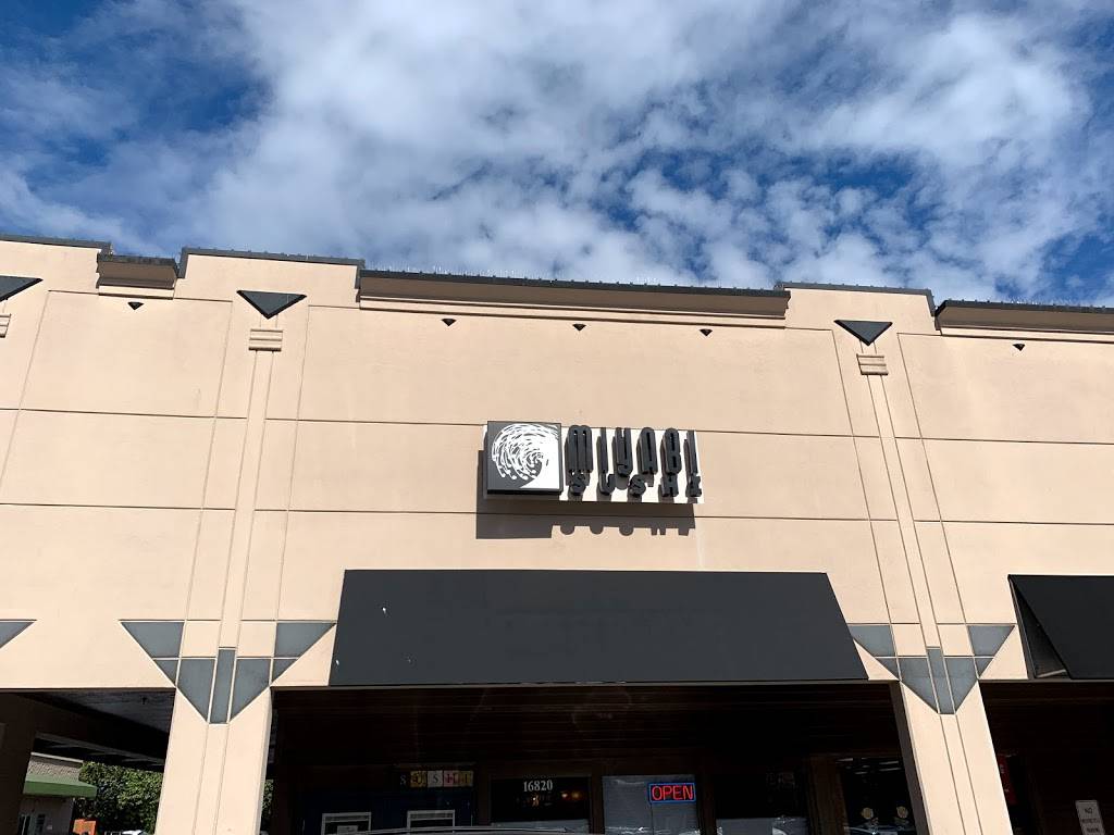 Miyabi Sushi | restaurant | 16800 Southcenter Pkwy, Tukwila, WA 98188, USA | 2065756815 OR +1 206-575-6815
