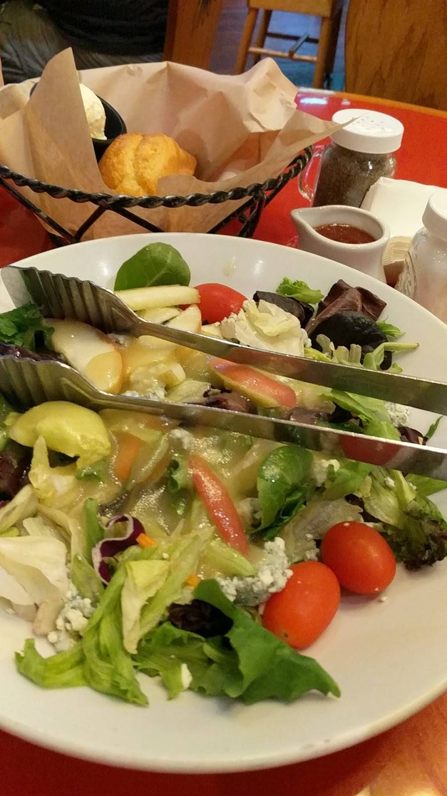 Whispering Canyon Cafe | restaurant | 901 Timberline Dr, Orlando, FL 32830, USA | 4079393463 OR +1 407-939-3463