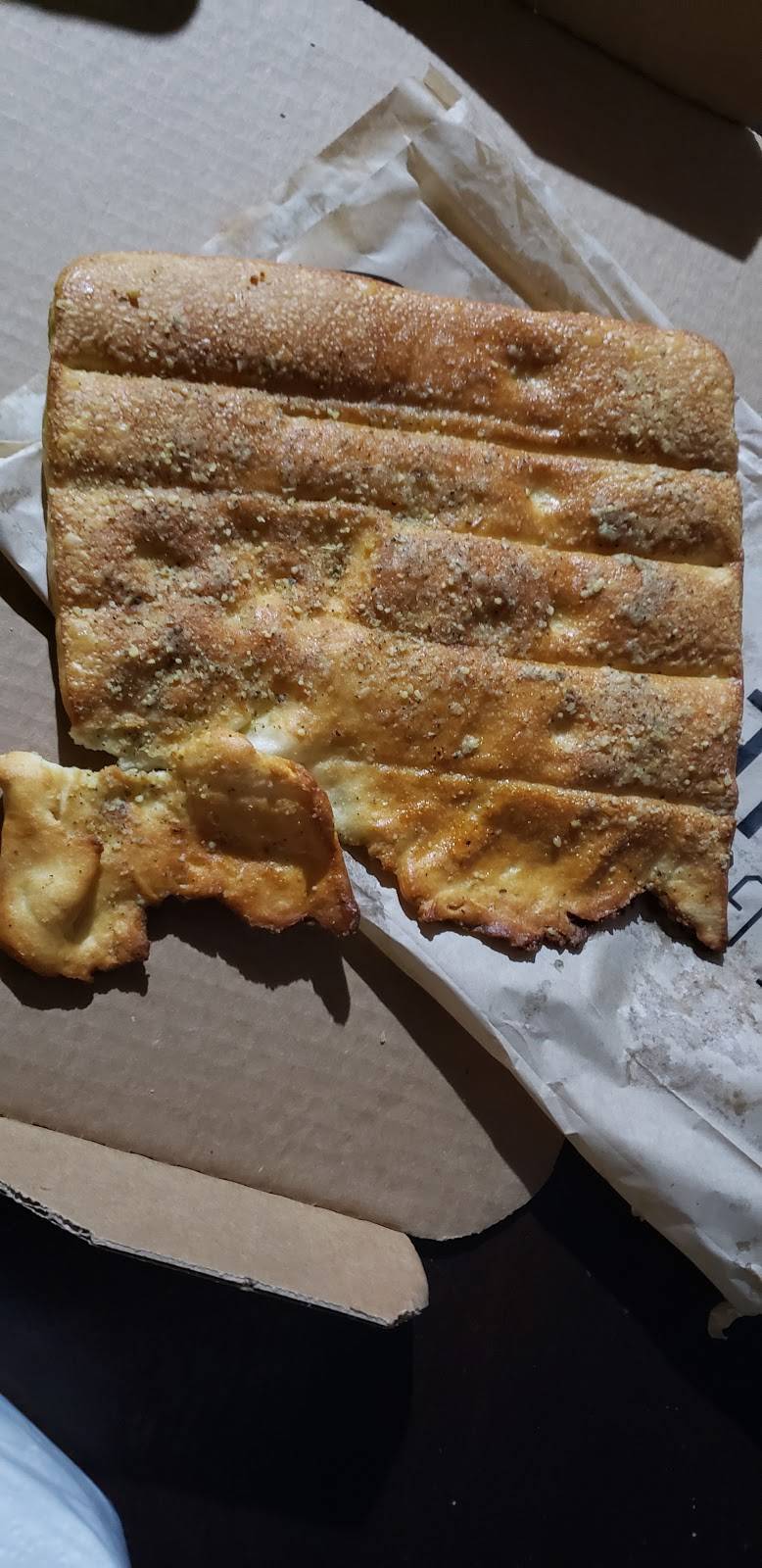 Pizza Hut | meal takeaway | 415 W Little York Rd A1, Houston, TX 77076, USA | 7136921022 OR +1 713-692-1022