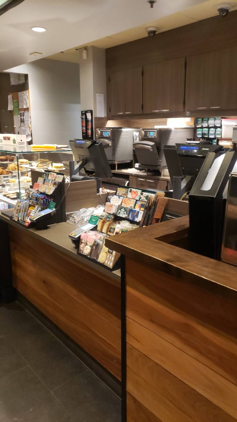 Starbucks | cafe | 5960 US-1, Jacksonville, FL 32207, USA | 9043460094 OR +1 904-346-0094