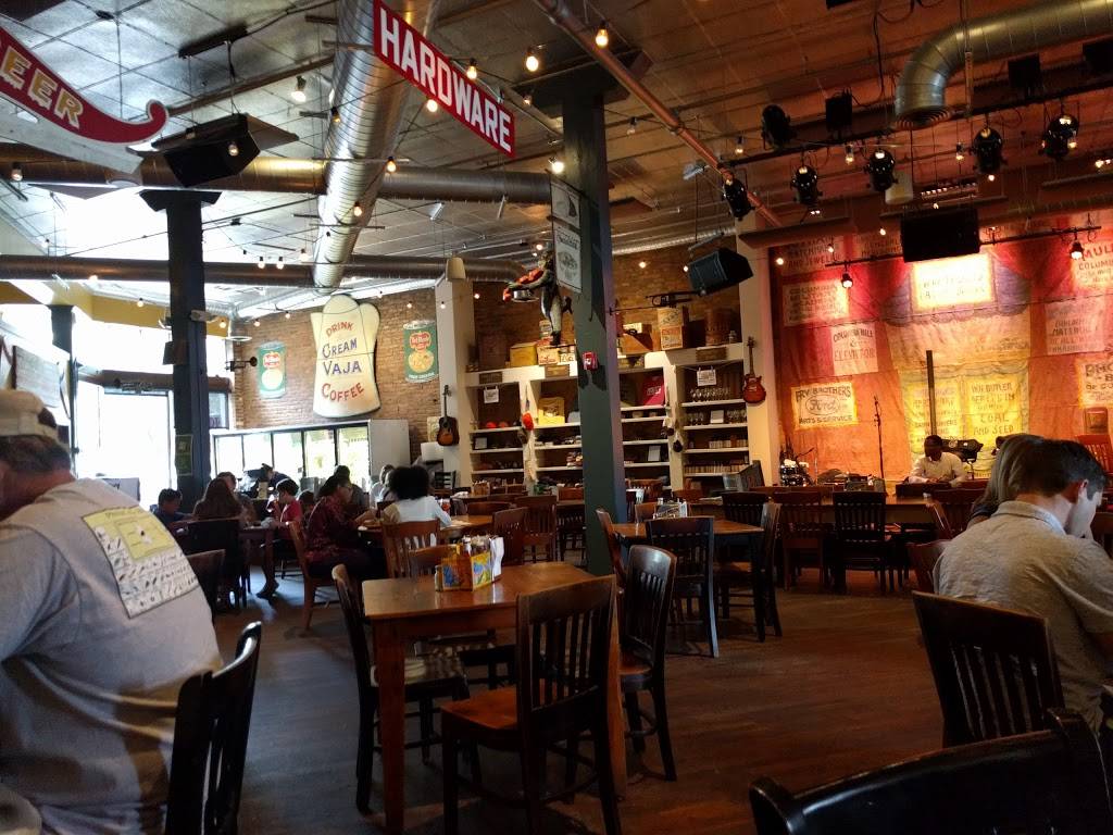 Pucketts Grocery & Restaurant - Downtown Columbia | restaurant | 15 Public Square, Columbia, TN 38401, USA | 9314904550 OR +1 931-490-4550