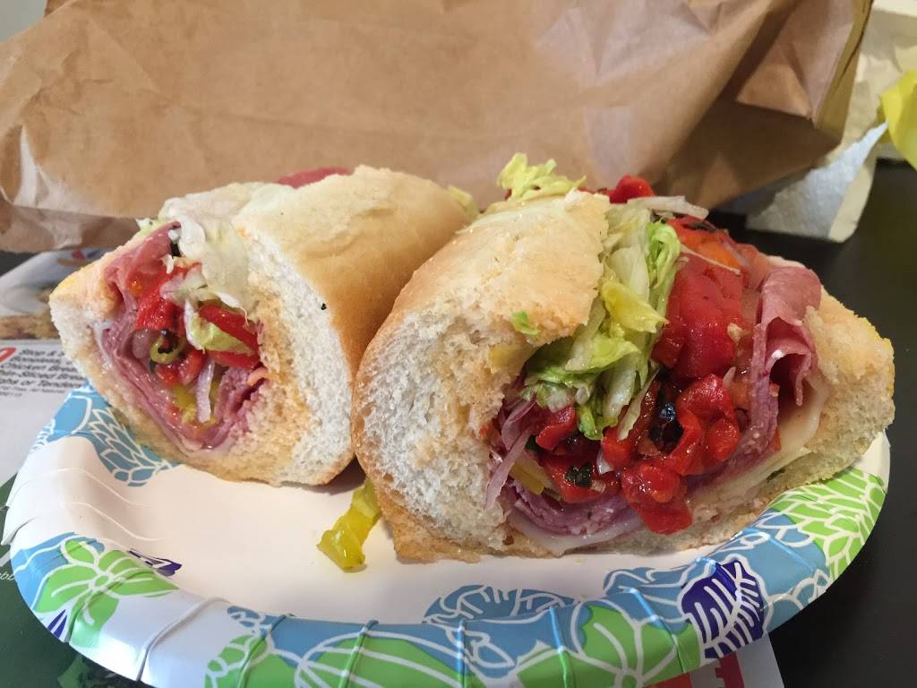 Garden Hills Fruit & Deli | restaurant | 763 Oaklawn Ave, Cranston, RI 02920, USA | 4019449711 OR +1 401-944-9711