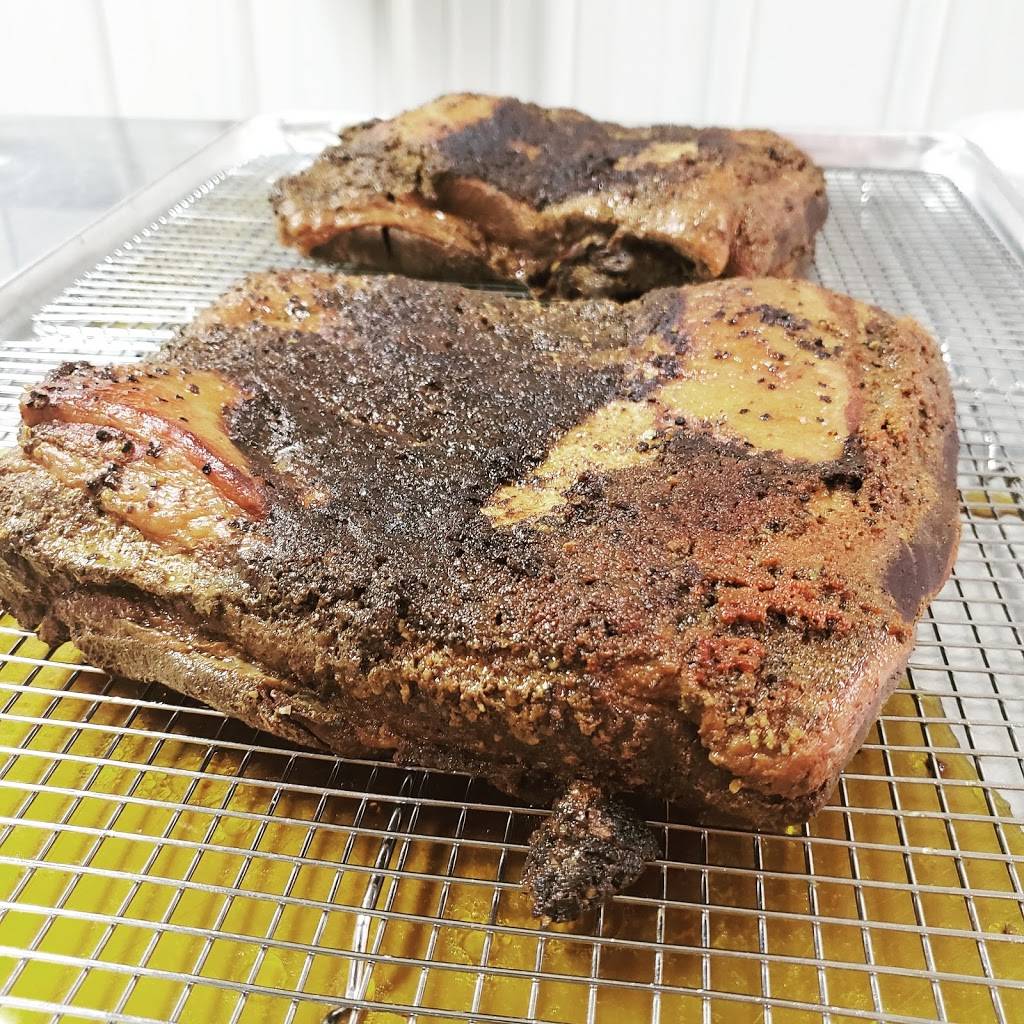 The House: Downtown Grill | restaurant | 105 S Brewer St, Paris, TN 38242, USA | 7319244111 OR +1 731-924-4111