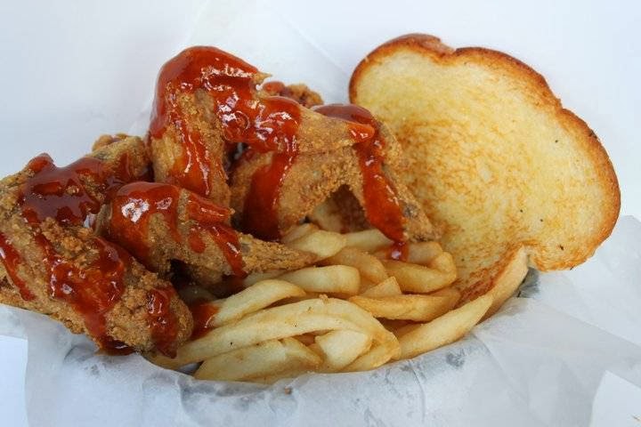 FDs Famous Burgers & Chicago-Style Wings | restaurant | 2119 Thompson Rd, Richmond, TX 77469, USA | 2819935251 OR +1 281-993-5251