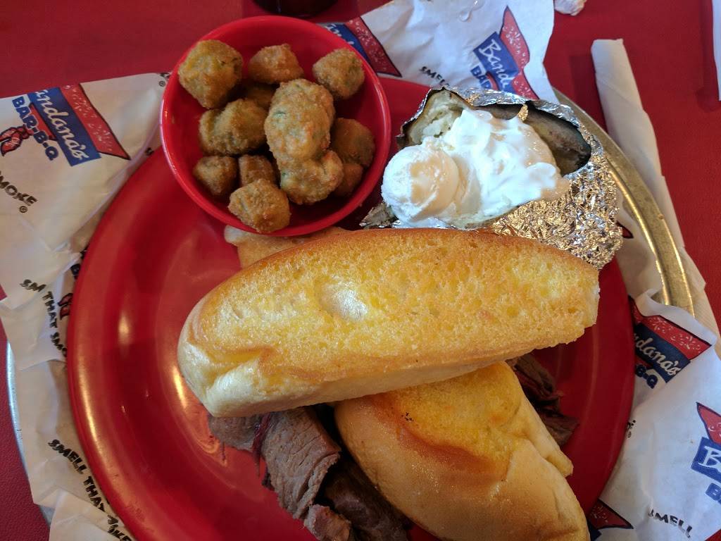 Bandanas Bar-B-Q | restaurant | 308 S 44th St, Mt Vernon, IL 62864, USA | 6183156550 OR +1 618-315-6550