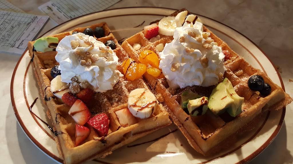 Mr Ts Family Restaurant | restaurant | 4307 Main St, Riverside, CA 92501, USA | 9517818707 OR +1 951-781-8707