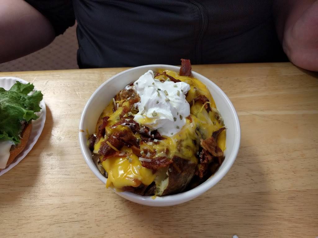 The Pretzel Hut | restaurant | 2224 Furnace Hills Pike, Newmanstown, PA 17073, USA | 7176274887 OR +1 717-627-4887