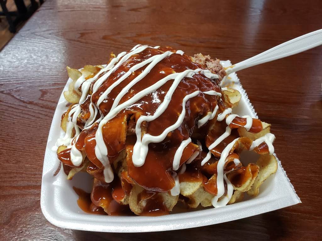 Chucks BarBQ & Burgers | restaurant | 268 FM 105, Silsbee, TX 77656, USA | 4092761100 OR +1 409-276-1100