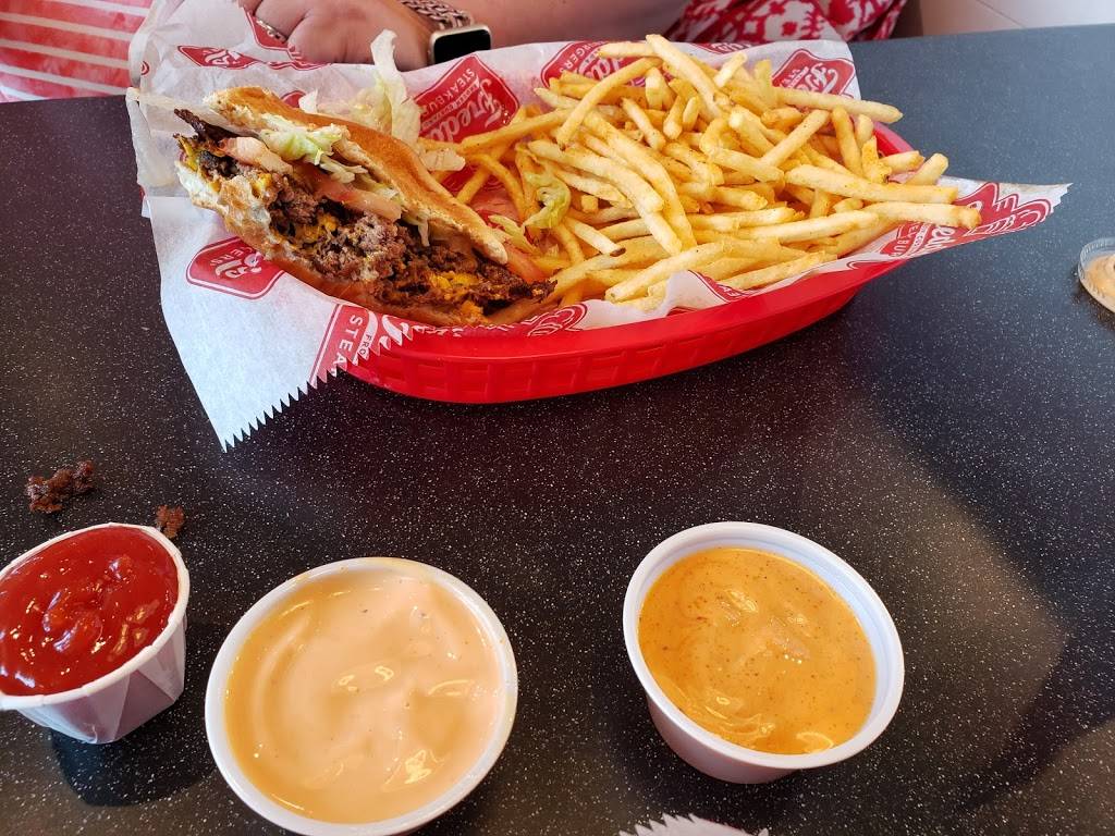 Freddys Frozen Custard & Steakburgers | restaurant | 7614 Chapman Hwy #100, Knoxville, TN 37920, USA | 8653129691 OR +1 865-312-9691